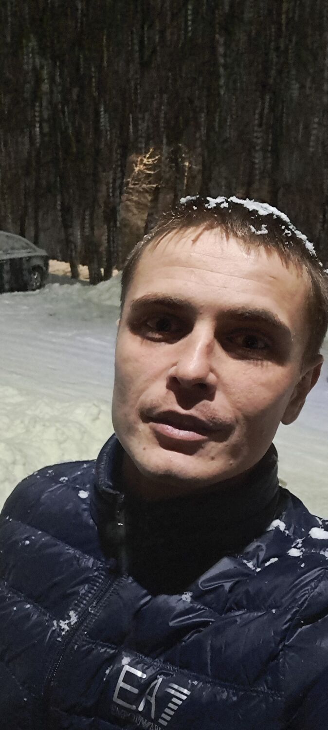  41907854  Vladislav, 33 ,    