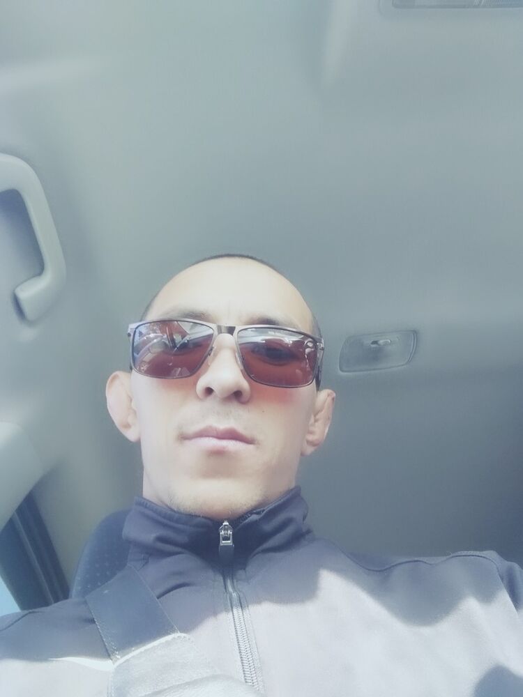  ,   Atai, 33 ,   ,   , c 