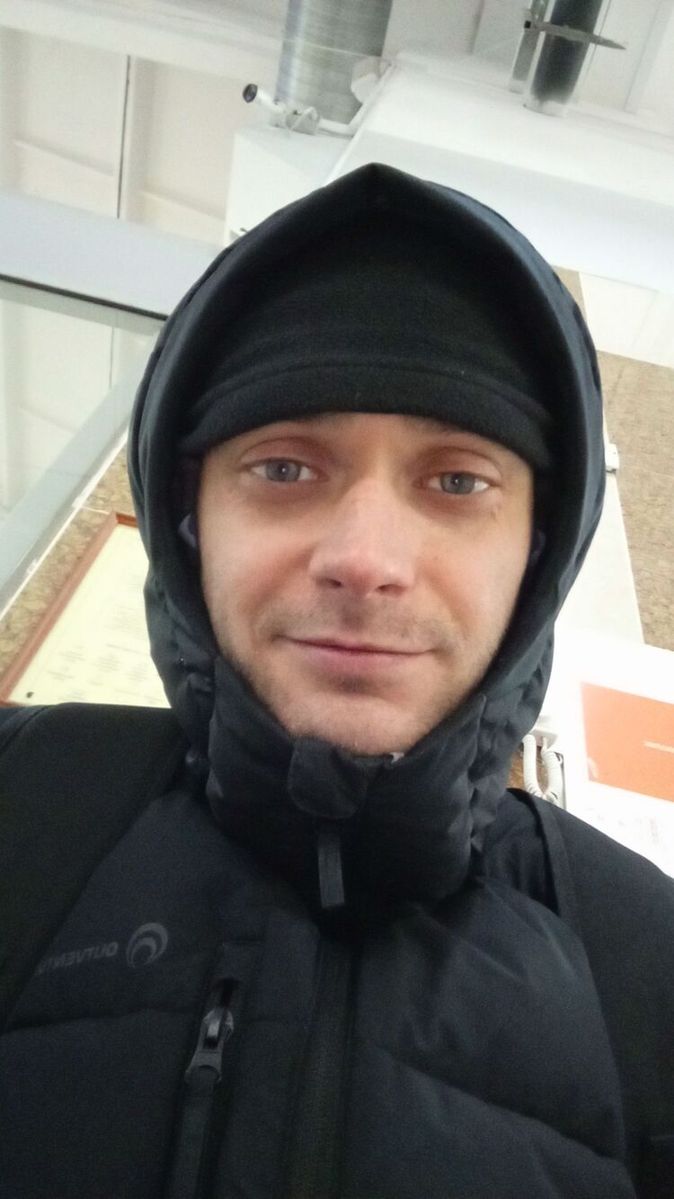  49527984  , 35 ,    
