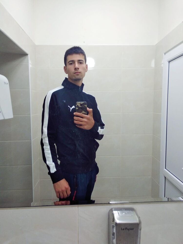 ,   Sergiu, 25 ,   ,   