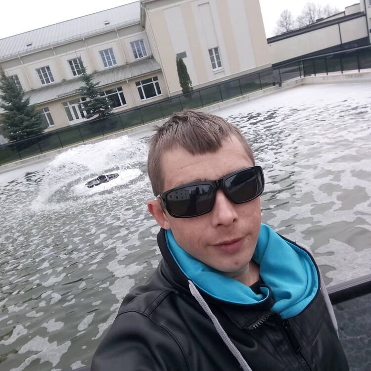  17405954  Dimitrijs, 38 ,    