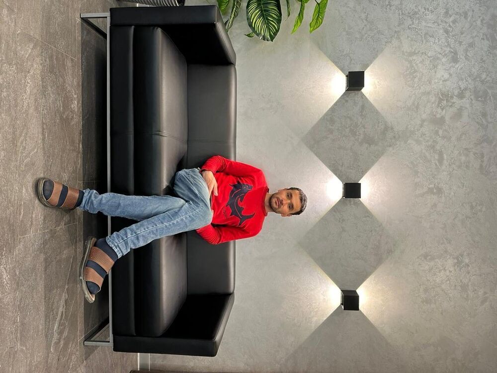  ,   Zohir, 39 ,     , c 