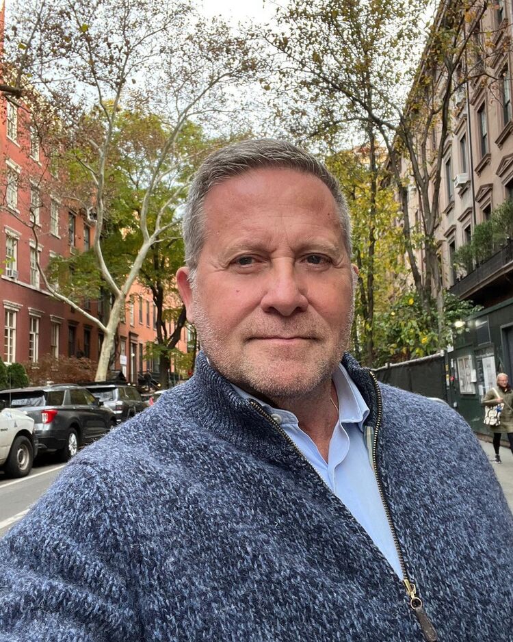  ,   Chris, 58 ,   ,   