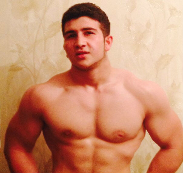  ,   Niko, 32 ,   
