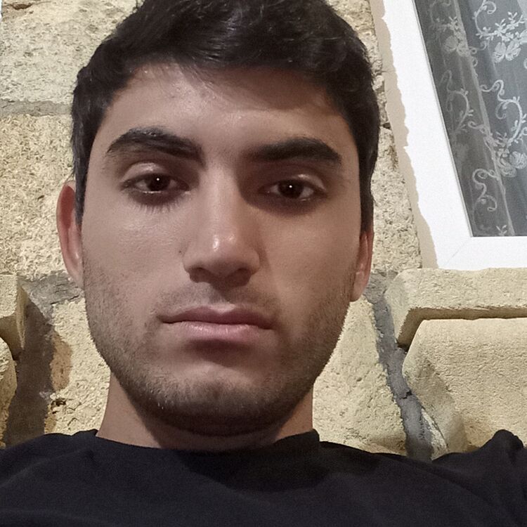  36690484  Mustafa, 26 ,    