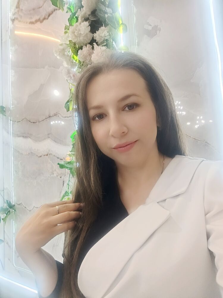  51735764  Leyla, 31 ,    
