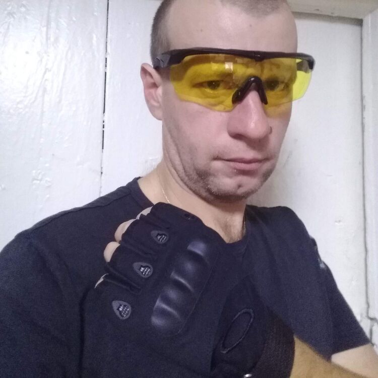  ,   Pavel, 43 ,   ,   