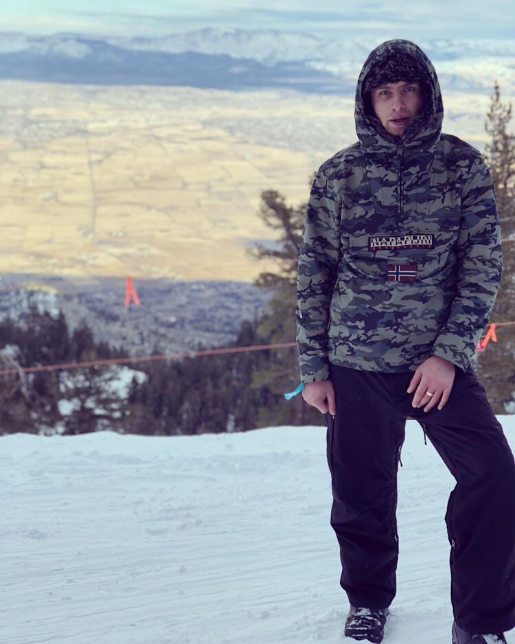 ���� 48552984 ������� �����, 37 ���, ���� ���������� � ������