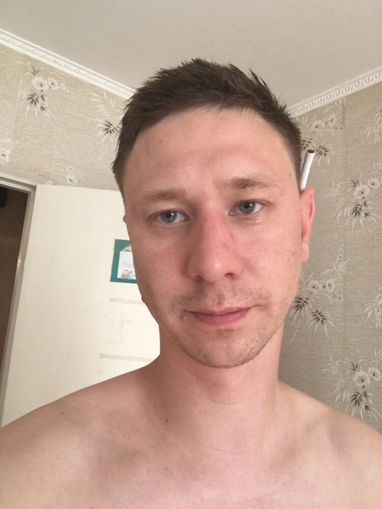  -,   Pavel, 35 ,   ,   