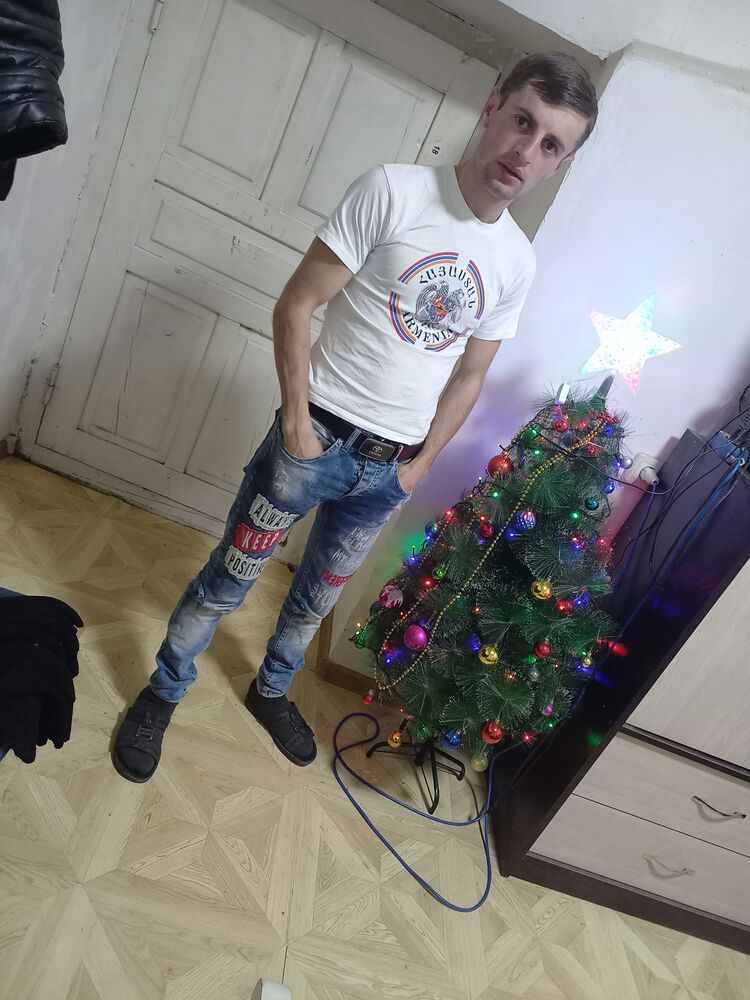 ���� 24636194 ������� Aka, 27 ���, ���� ���������� � �������