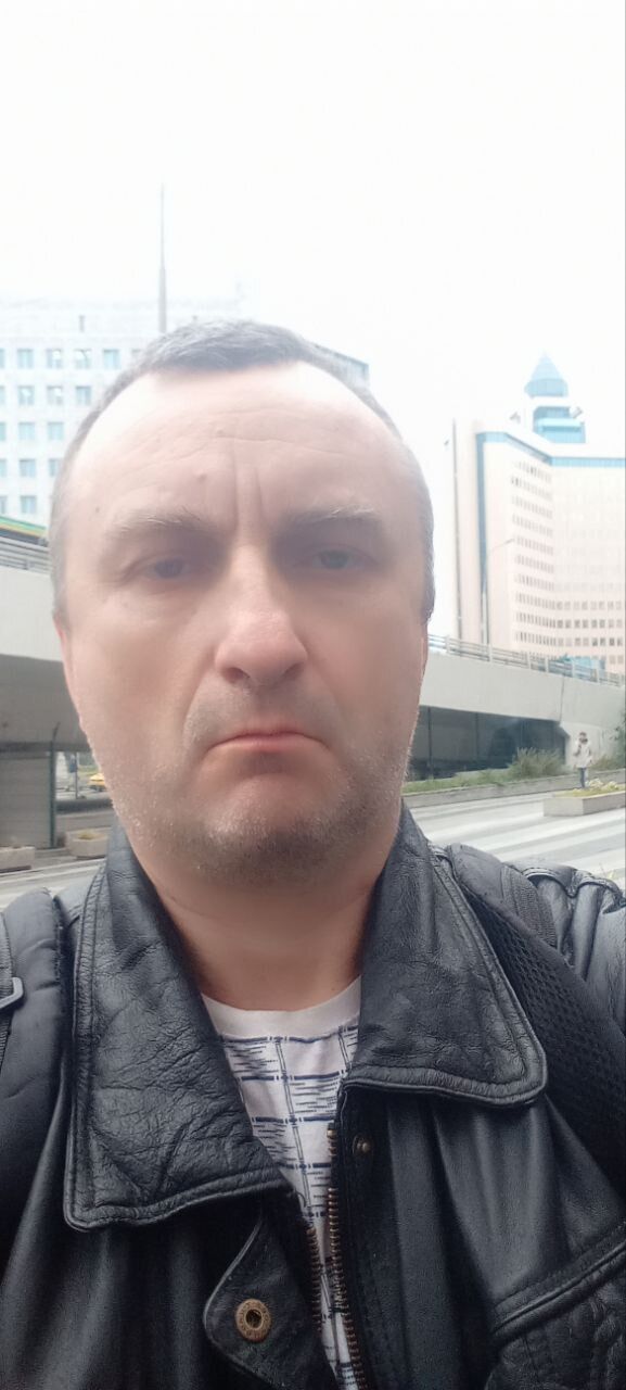  53928134  Andrey, 53 ,    