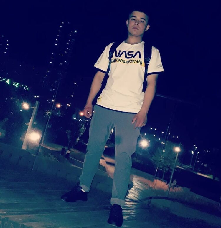  45852994  , 25 ,    