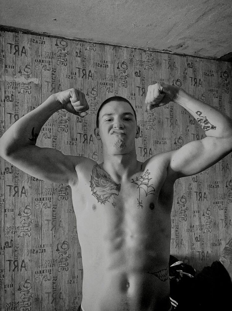  54381664  Maksim, 22 ,    