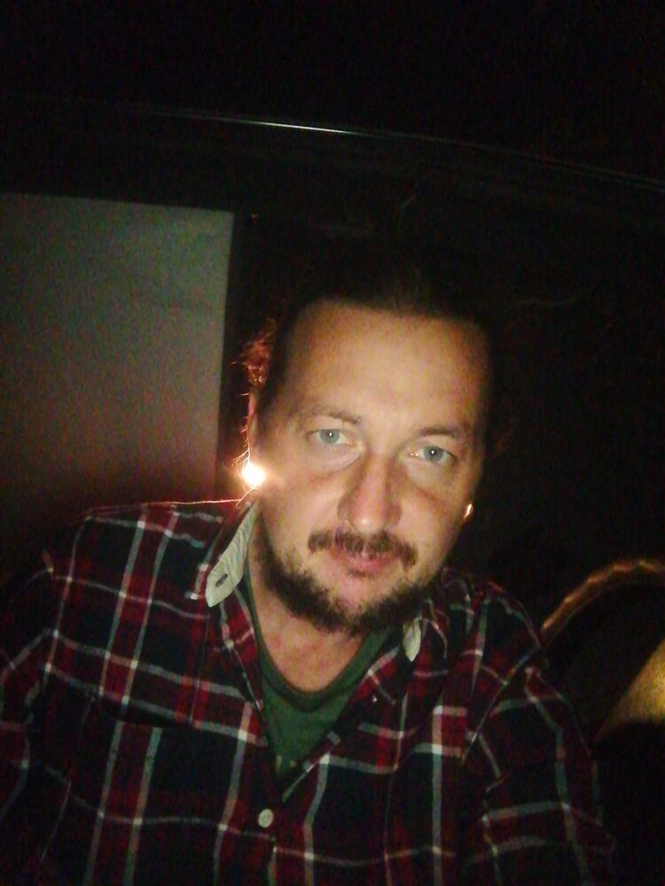  29722294  Alex, 39 ,    