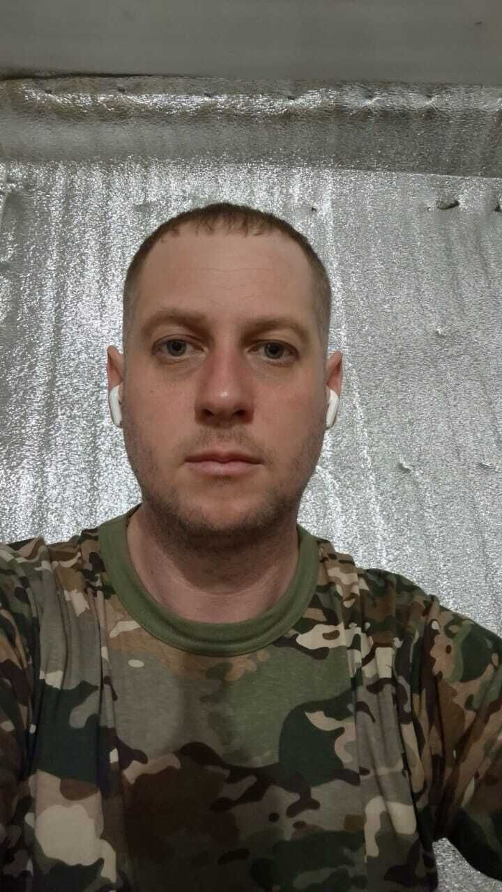  49787344  , 33 ,    