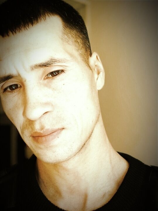  42311074  Petr, 36 ,    