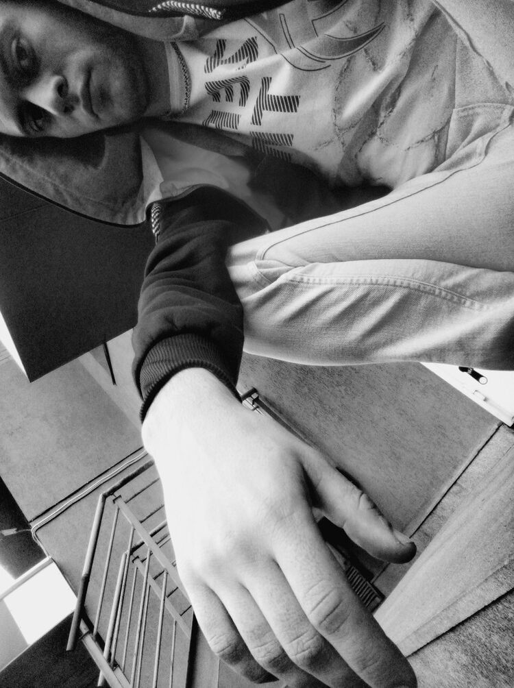  18395484  Valdemar, 27 ,    