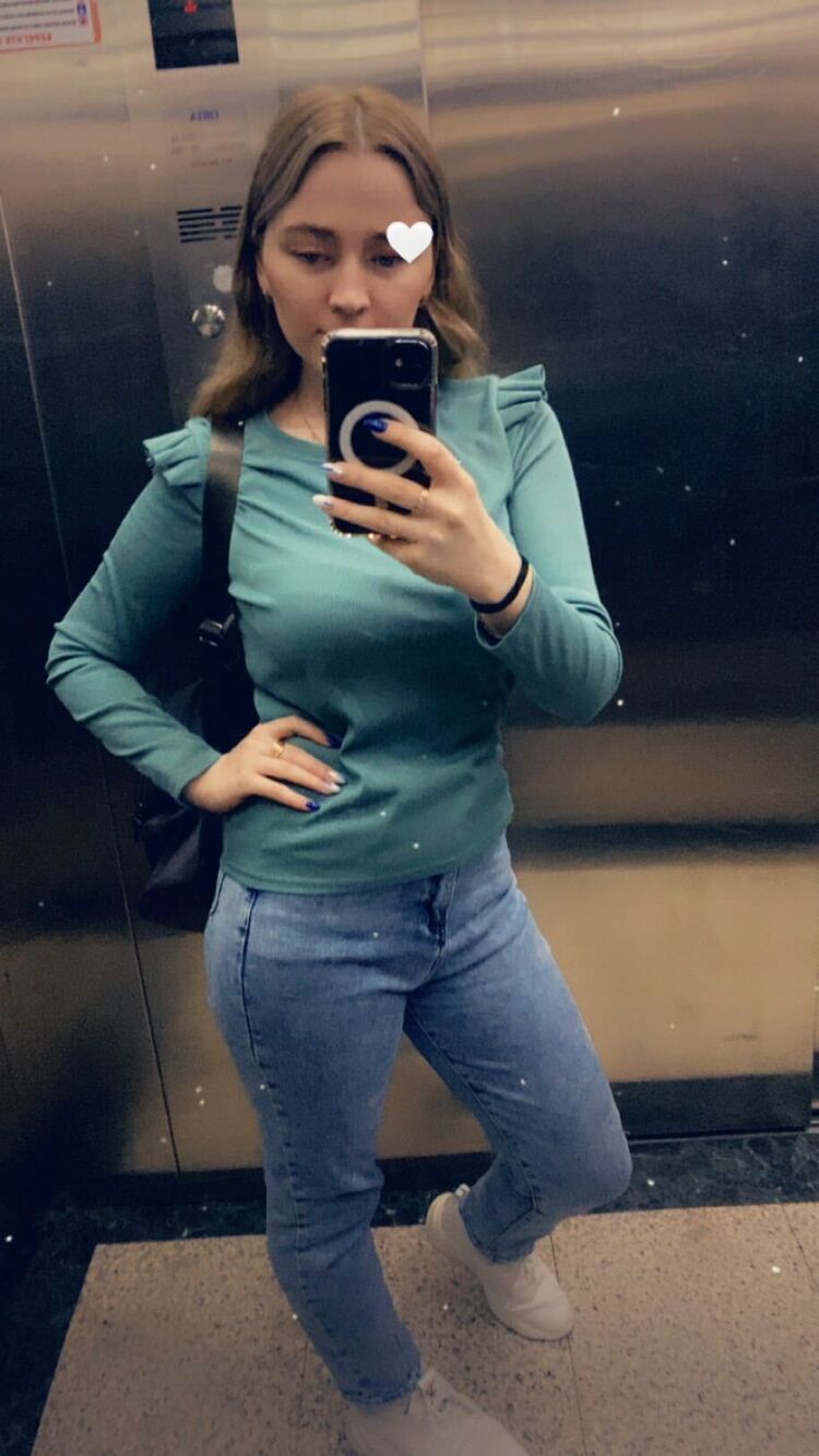  48717724  , 28 ,    