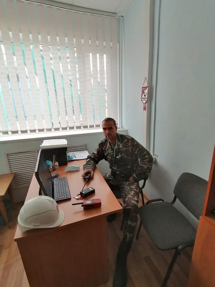  29347684  Yury, 55 ,    