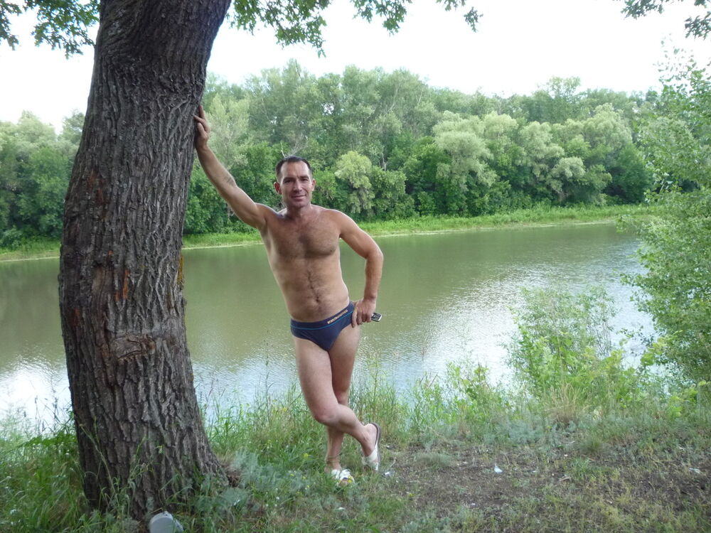  4626294  Daniil, 50 ,    