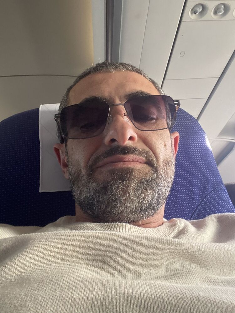  Bonn,   , 40 ,     , c 