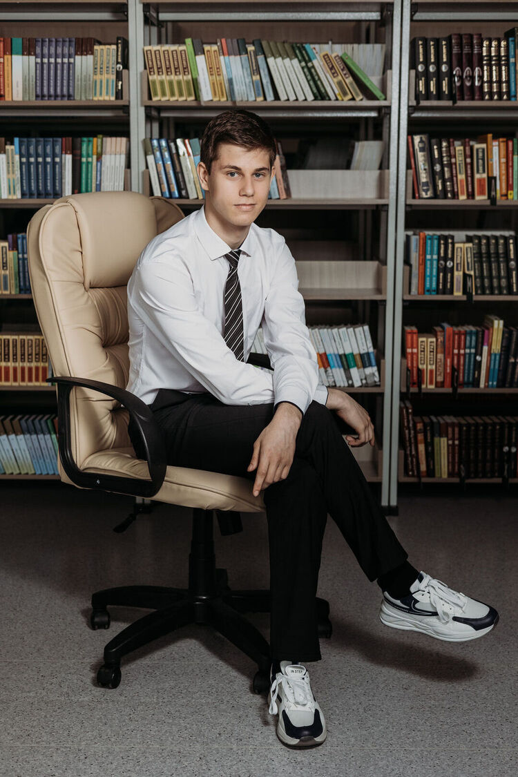 ���� 51779084 ����� �������, 19 ���, ���� ���������� � �����������