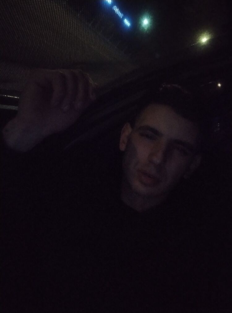  42892604  , 24 ,    