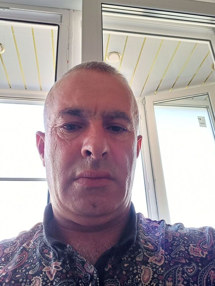  28288254  , 48 ,    