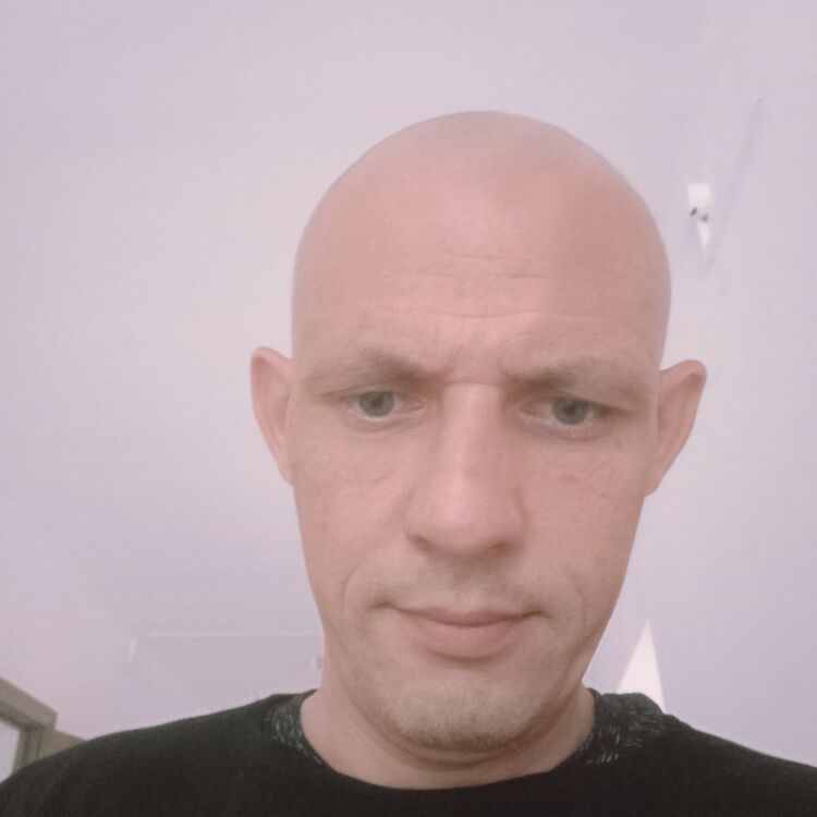  ,   Aleksei, 40 ,   c 