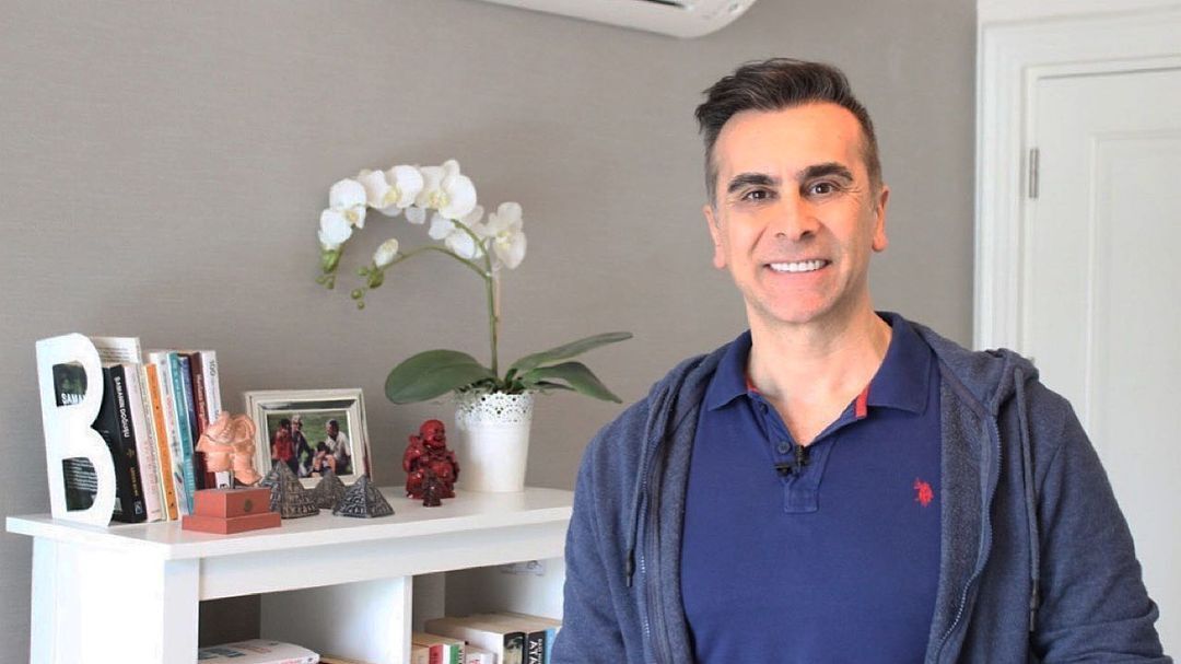  51053614  John William, 65 ,    