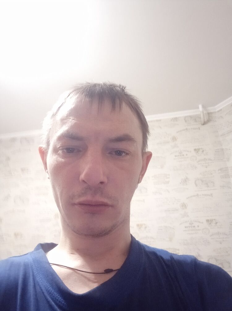  32218634  , 37 ,    