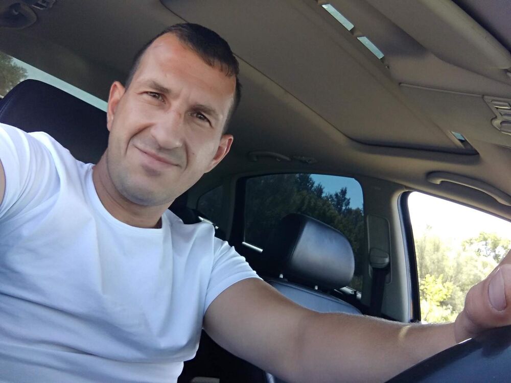 ,   Grigory, 40 ,   ,   
