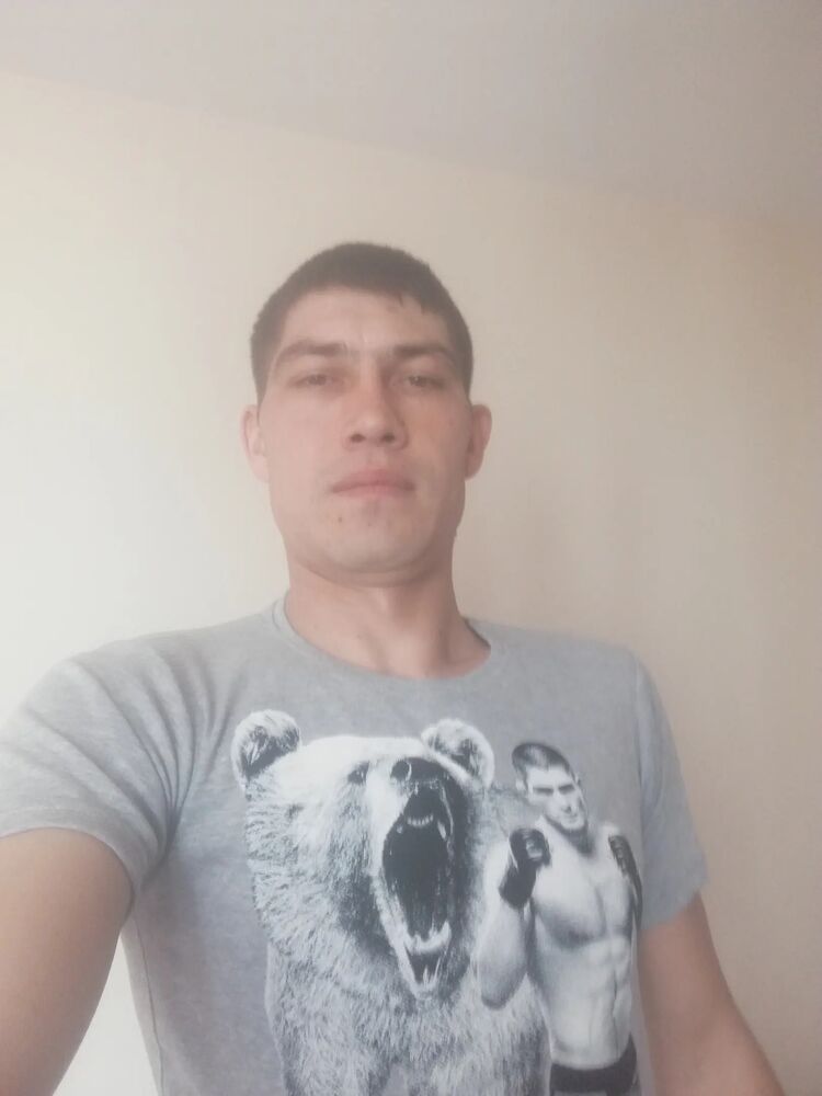  30411474  , 33 ,    