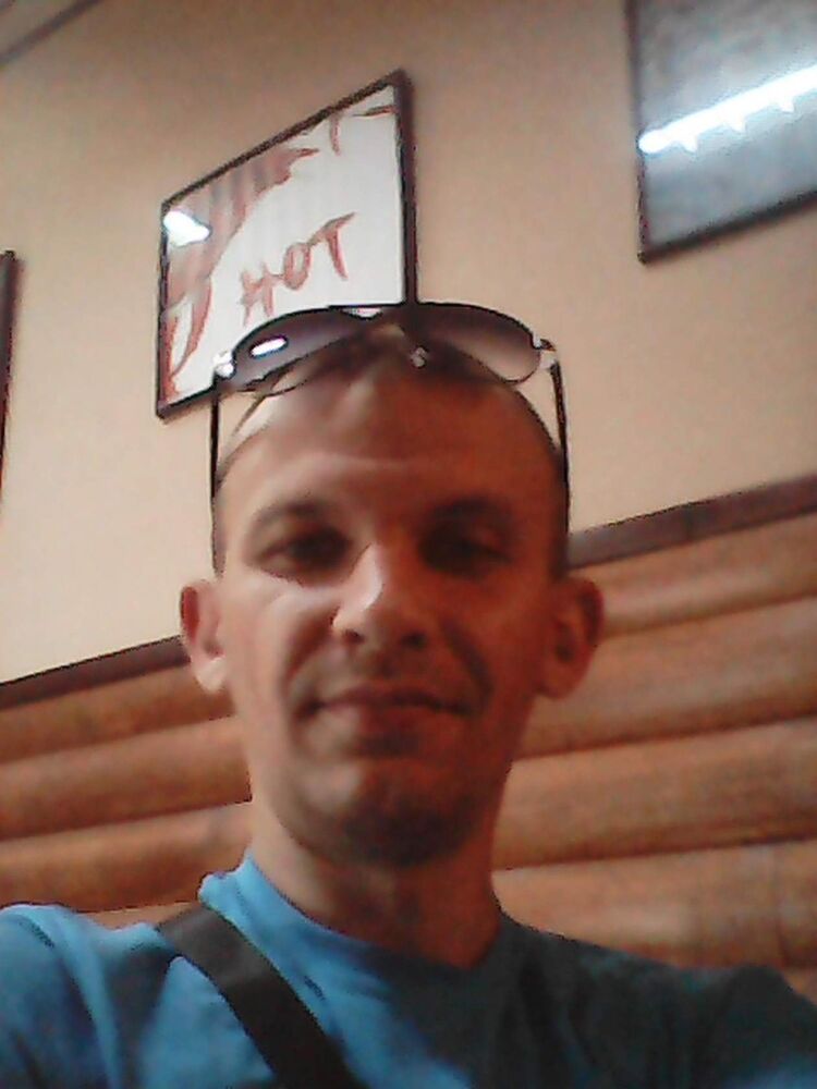  11131674  Alex, 42 ,    -