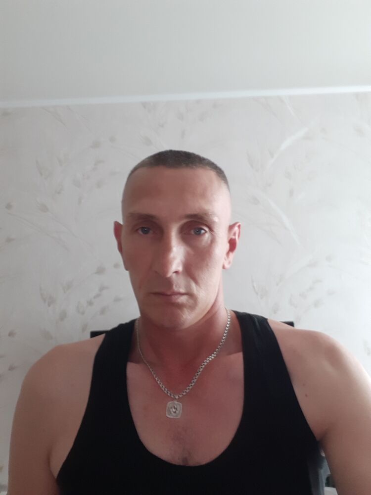  46428714  , 44 ,    