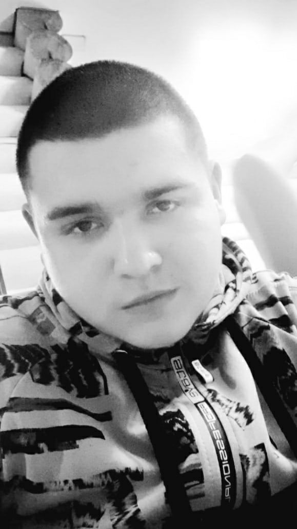  ,   Adelka, 23 ,   ,   