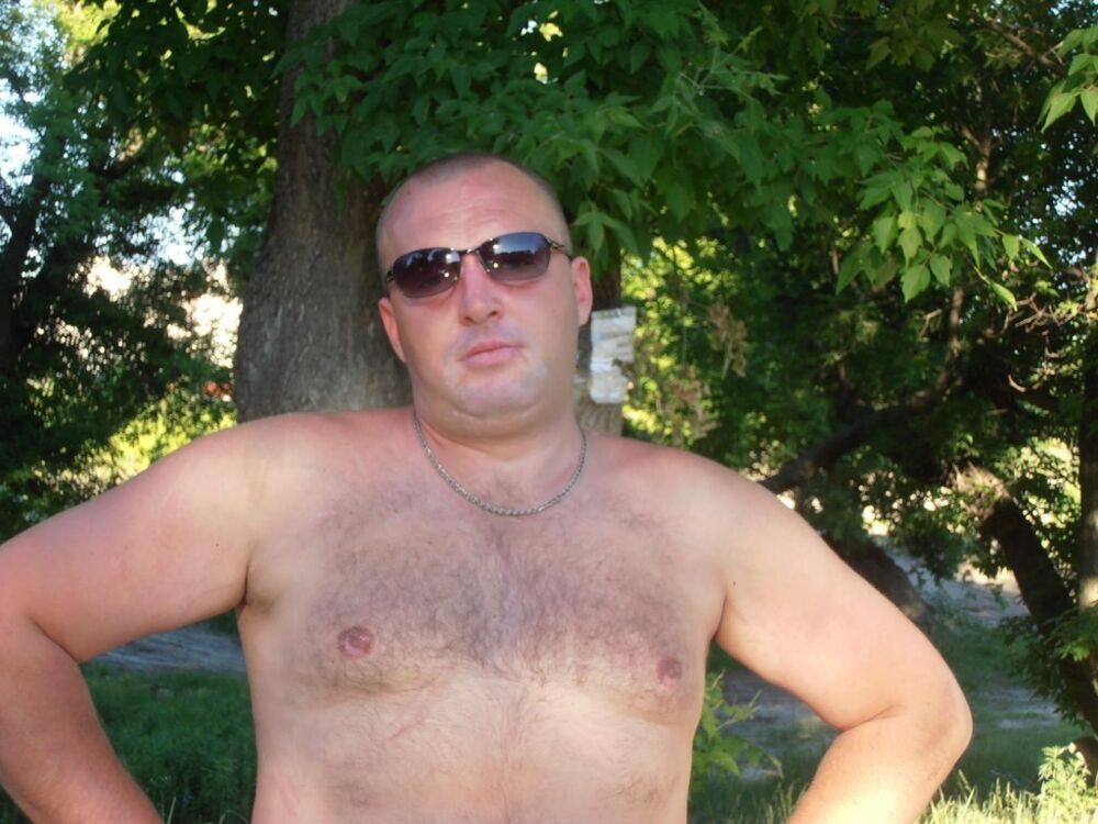  18674224  Mihel, 48 ,    Praha