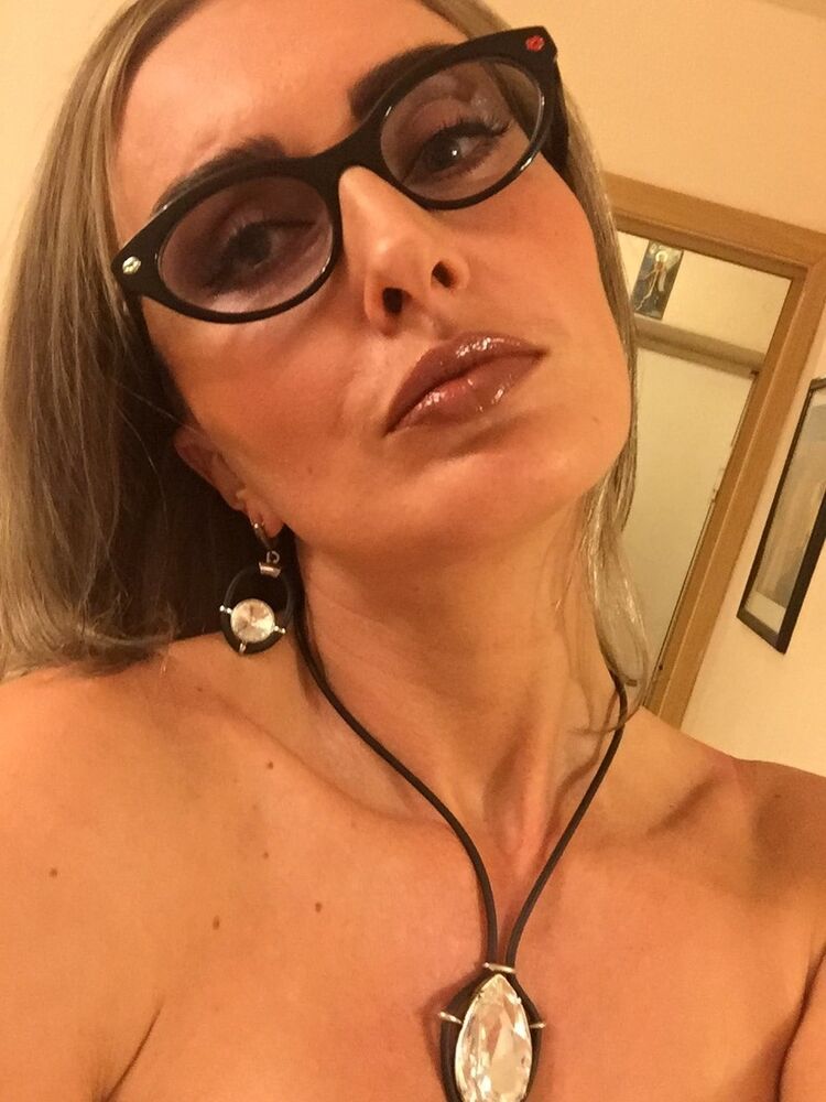  8241954  , 39 ,    -