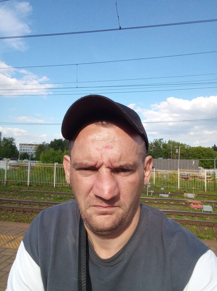  43860844  , 37 ,    