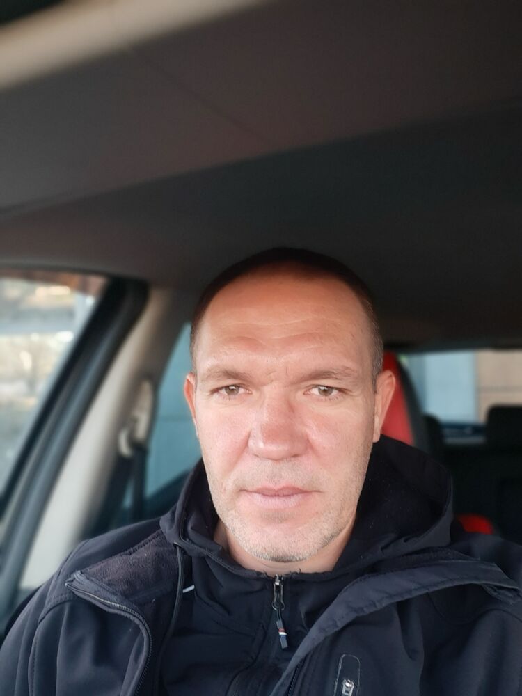  52712924  , 35 ,    