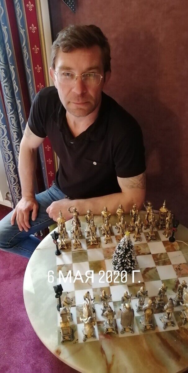  21156404  , 47 ,    