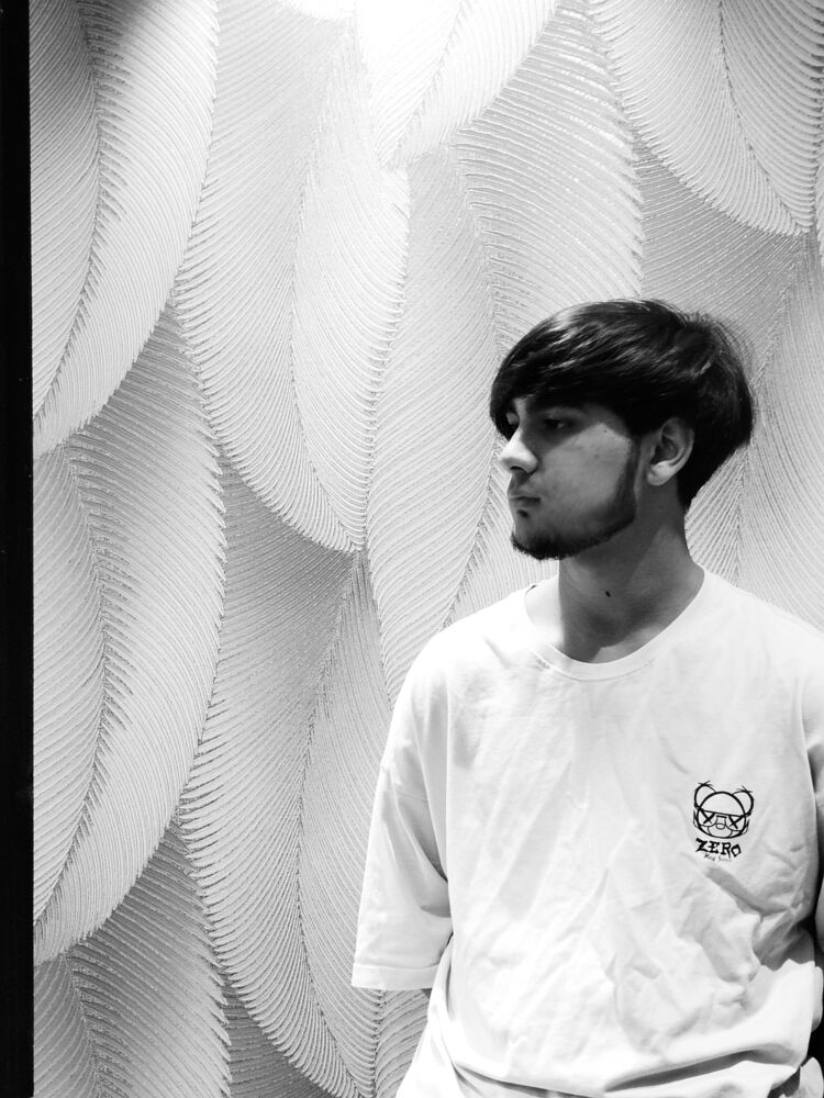  53796034  Umid, 23 ,    