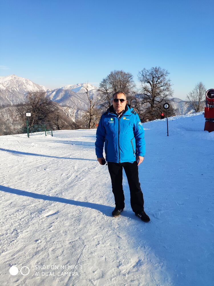 ���� 56251934 ������� Elton, 53 ����, ���� ���������� � ����