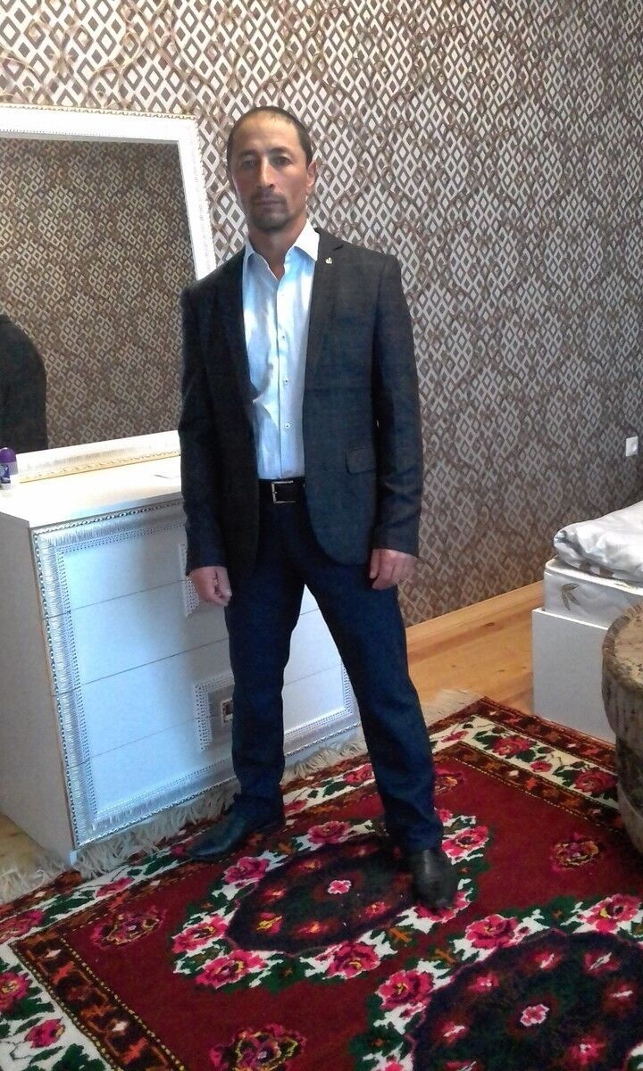  18109384  Ali, 35 ,    