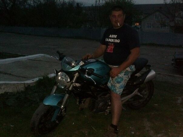  16498704  ON, 40 ,    