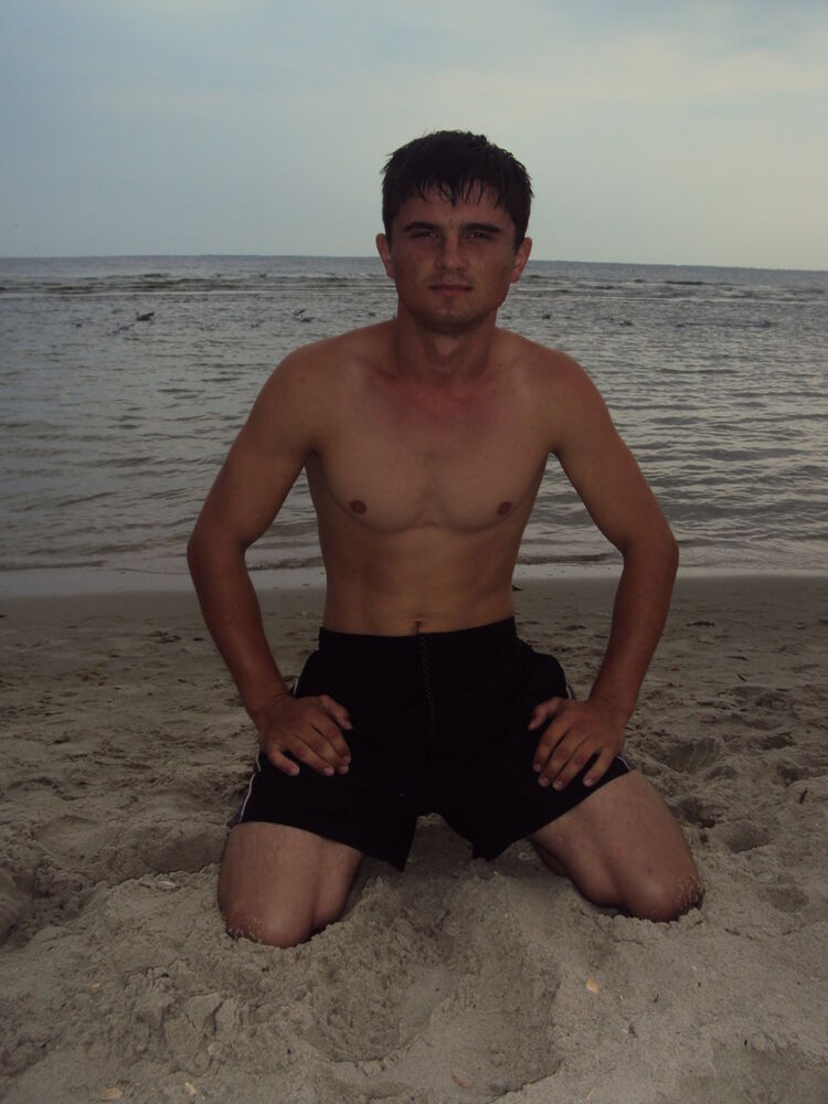  6117554  Vasili, 32 ,    
