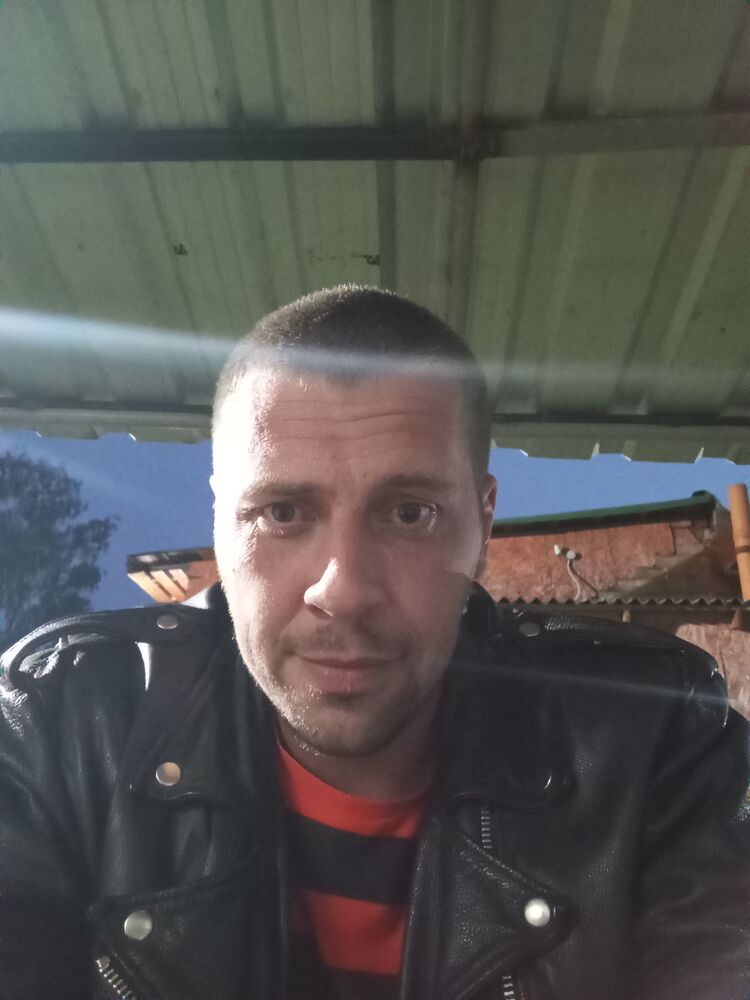  45949964  , 33 ,    