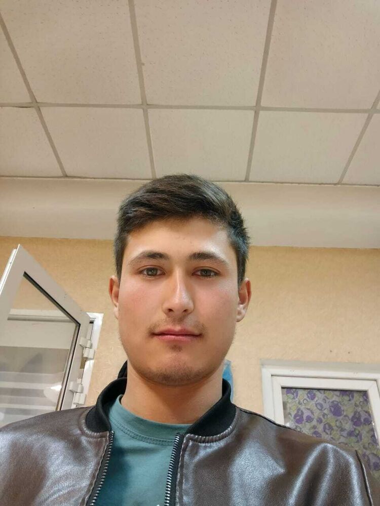  ,   Loik, 23 ,   ,   