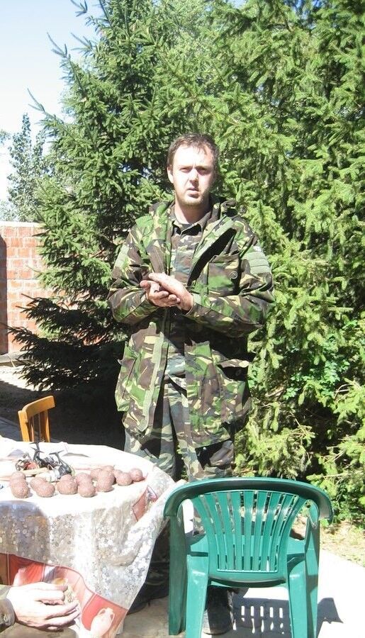  10314884  Grin, 44 ,    