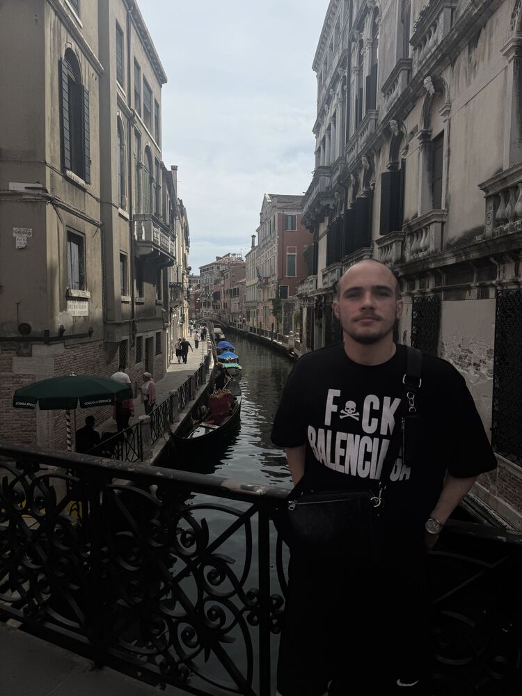  --,   , 19 ,   ,   , c 